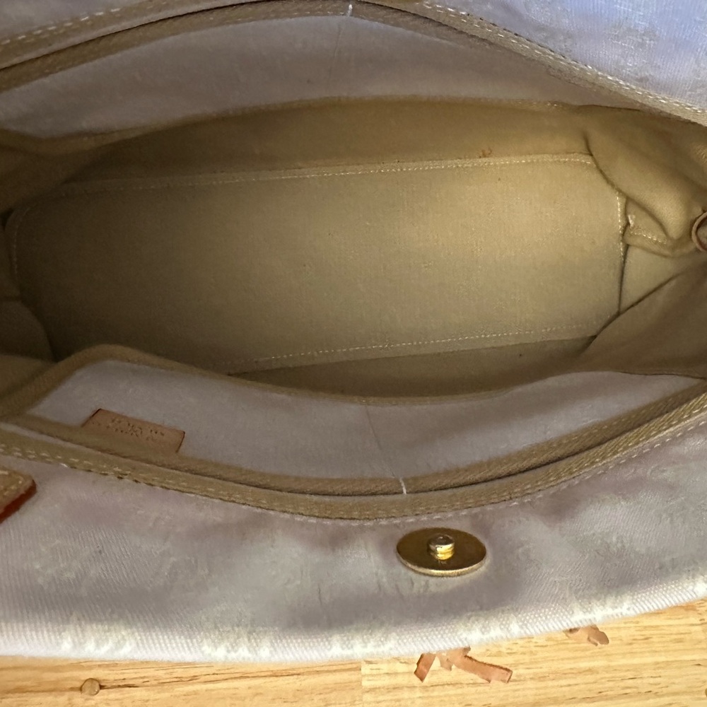 Dooney & Bourke EUC Lavender and Tan Signature Tote Bag - Picture 7 of 7